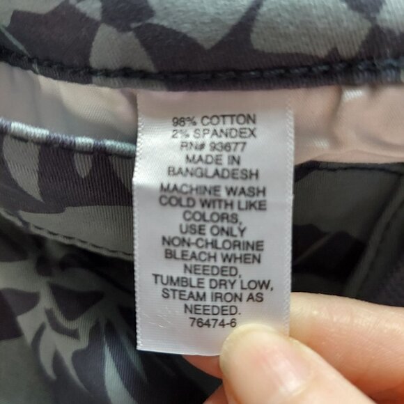 Mutual Weave Men's Blue Balsam Hibiscus Chino Board Shorts - Picture 7 of 8